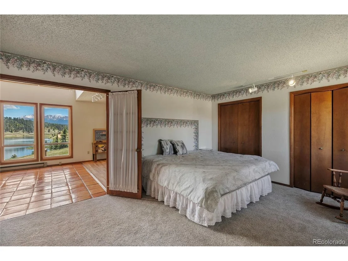 Photo of 1506 Lake Pl
