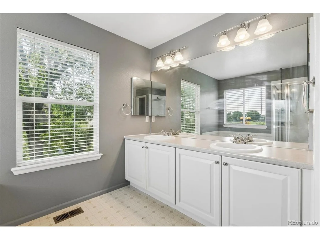 Photo of 10220 Echo Cir