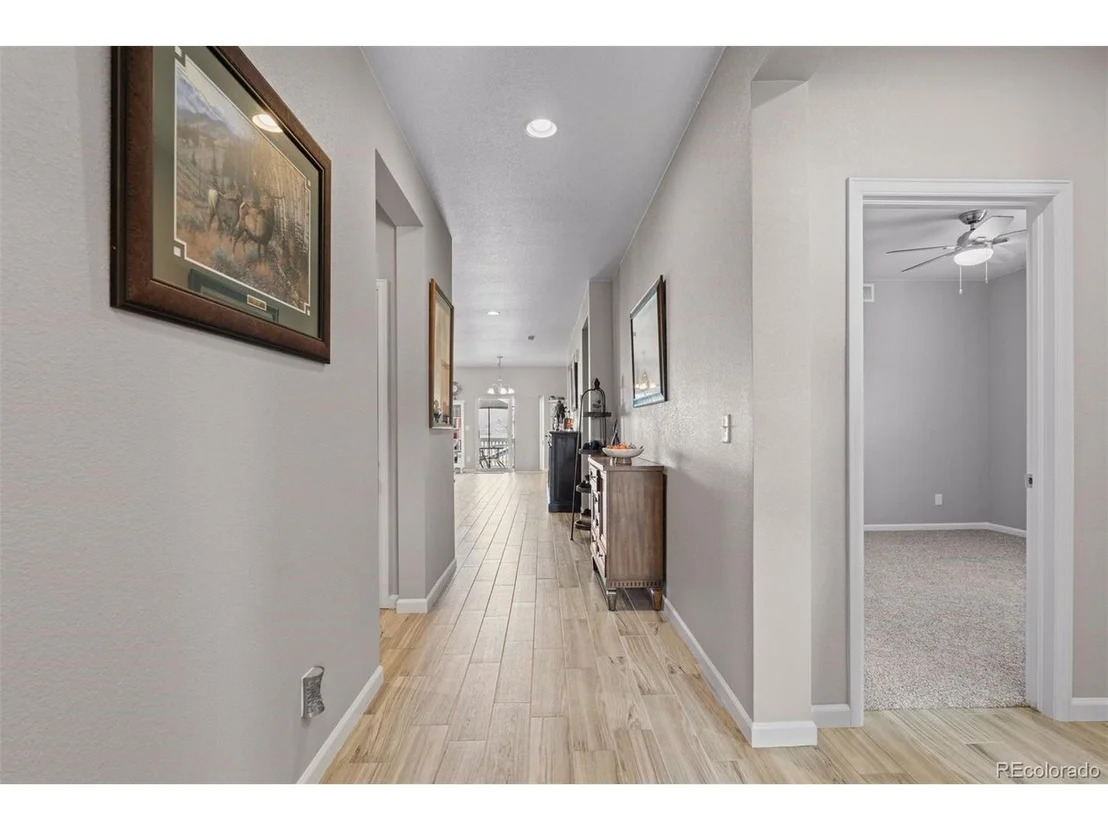 Photo of 930 Mcmurdo Cir