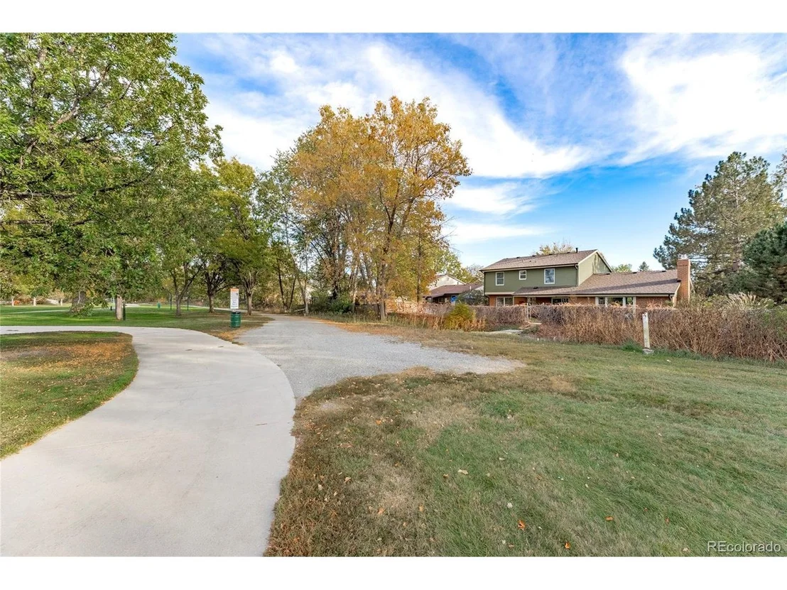 Photo of 12945 Columbine Cir