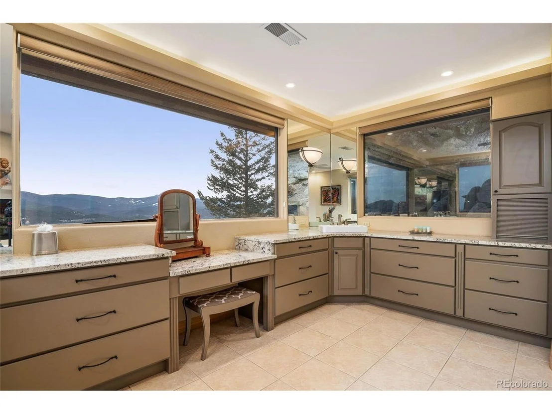 Photo of 25580 Sunset Ln