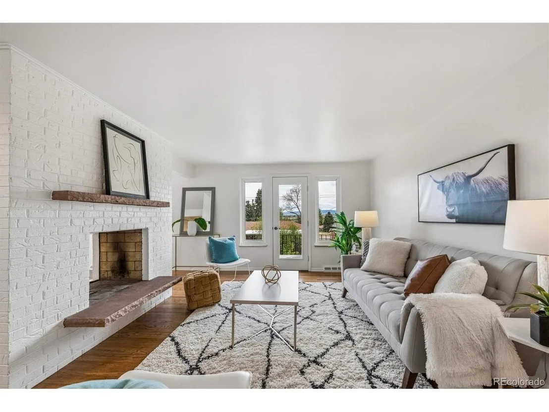 Photo of 3650 W Linvale Pl
