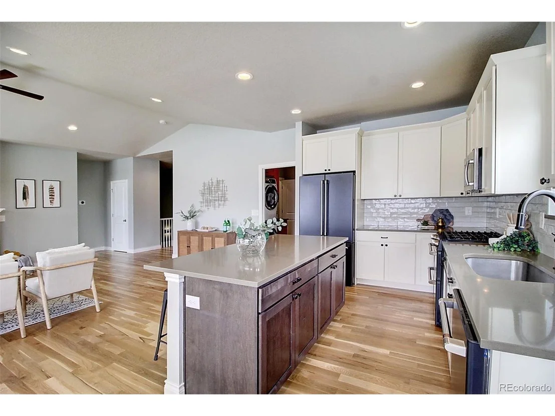 Photo of 1637 Glacier Ave