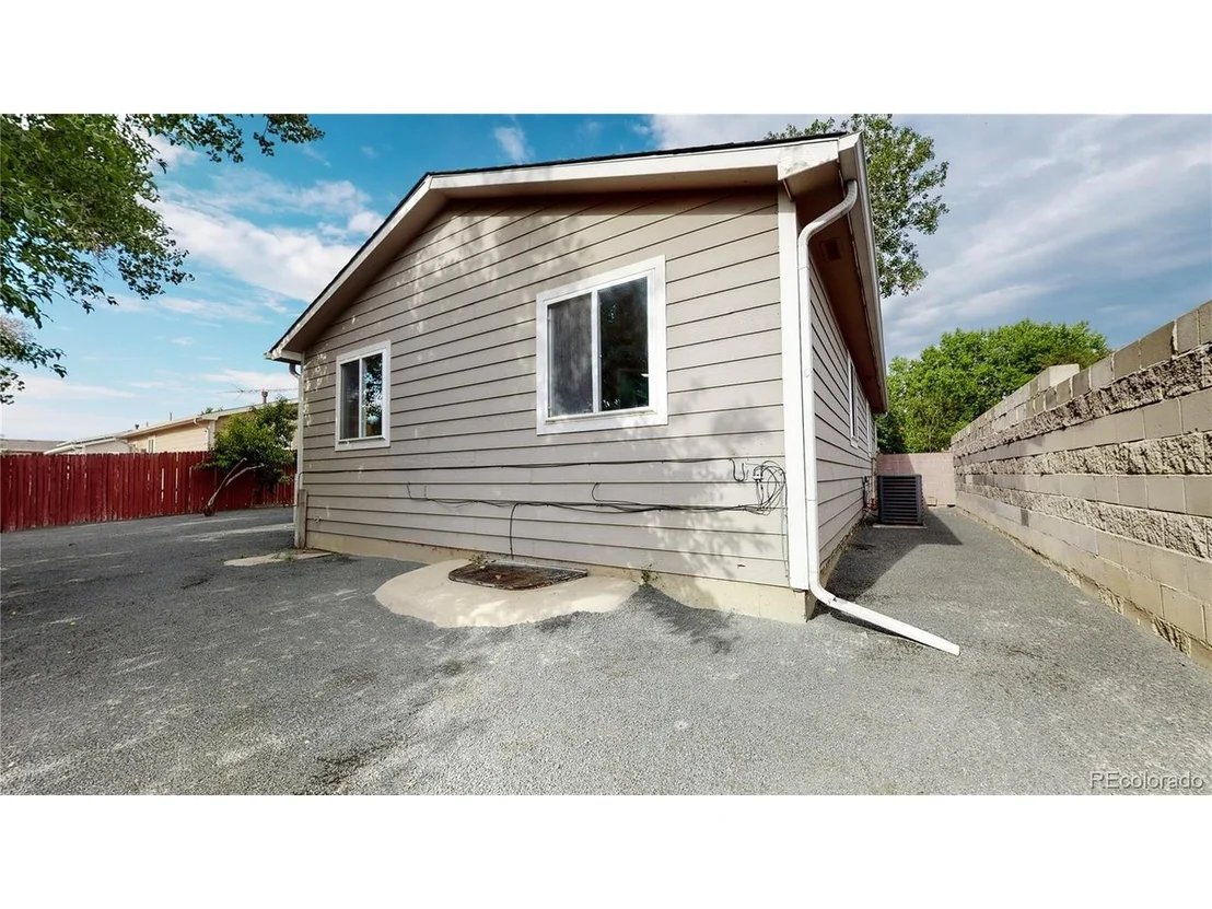 Photo of 2214 Alpine Ave