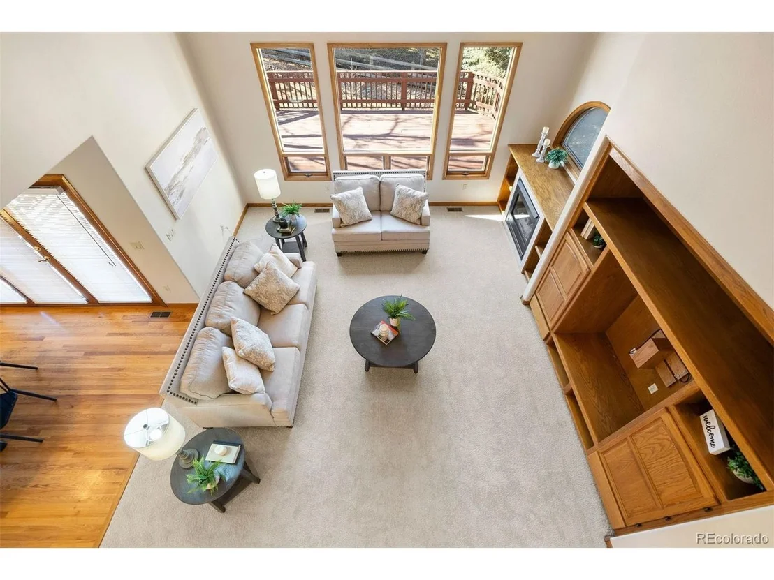 Photo of 2245 Ridgeview Way