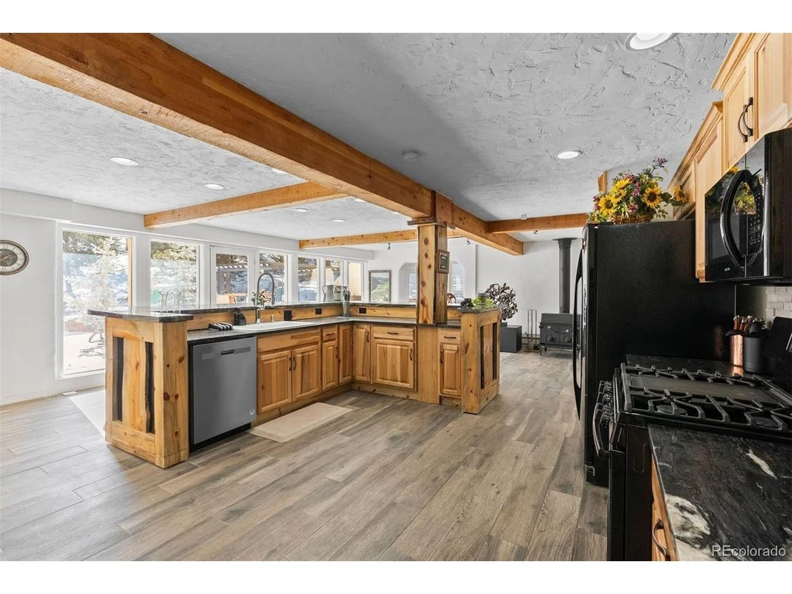 Photo of 1053 Red Moon Rd
