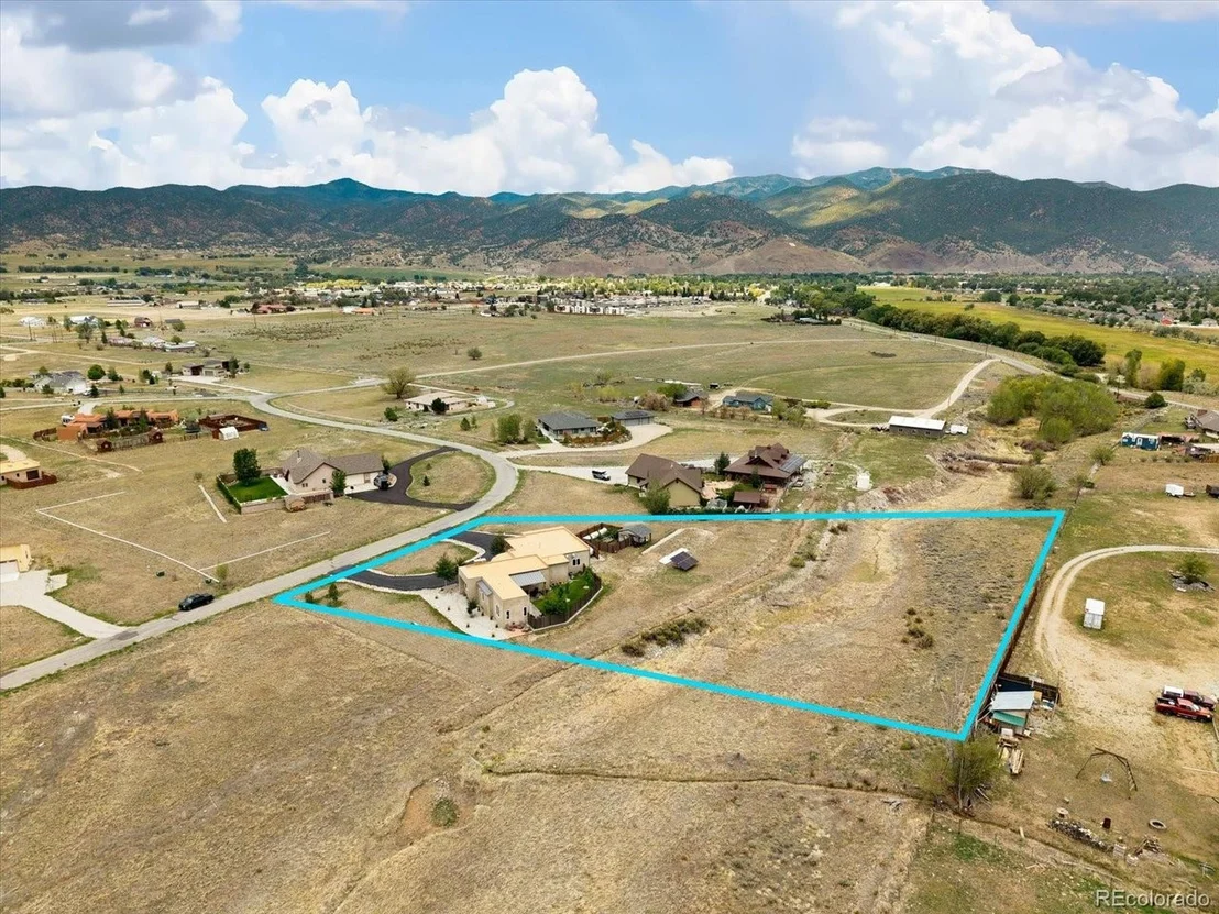 Photo of 7670 Meadowlark Ln