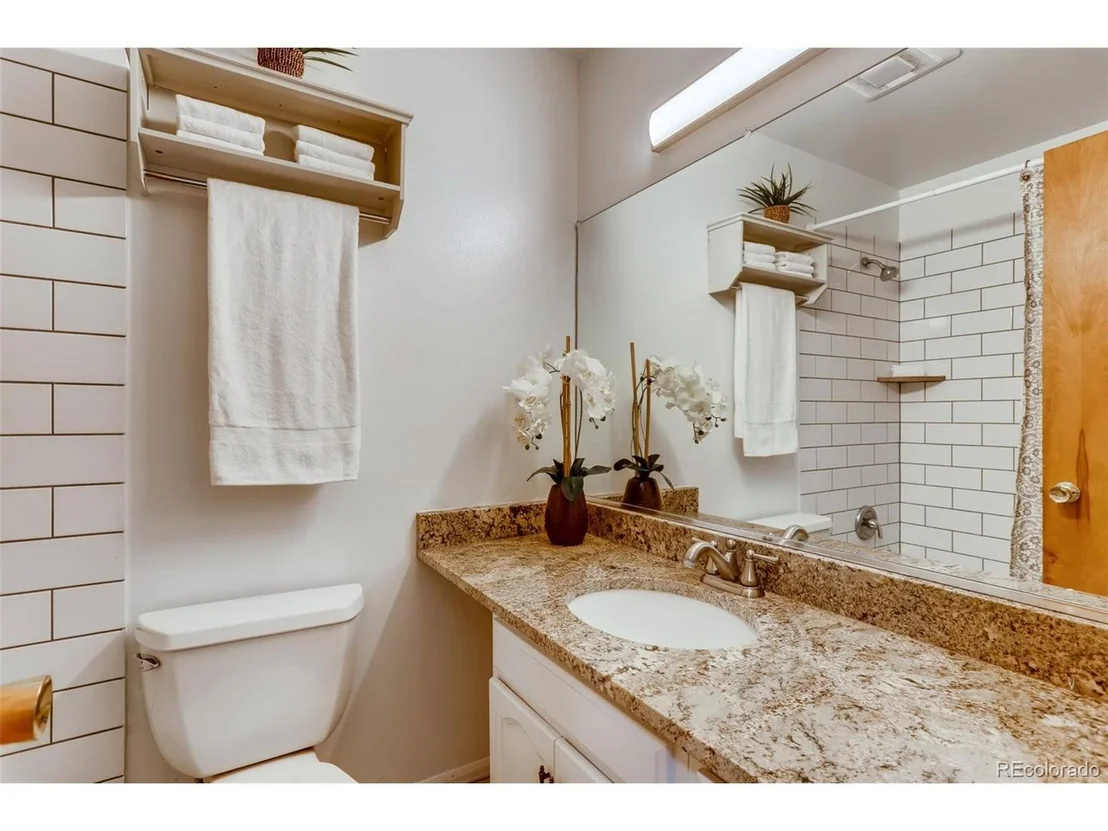 Photo of 69 Baldwin Cir