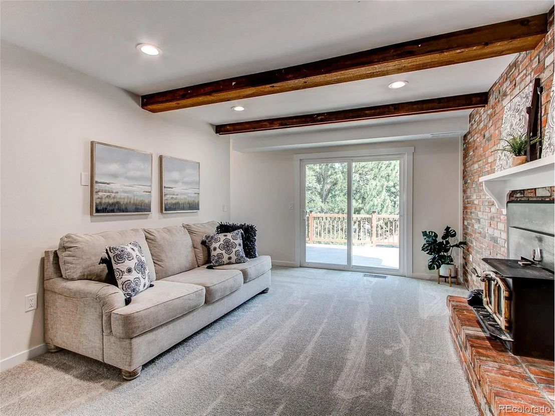 Photo of 6124 Powell Rd