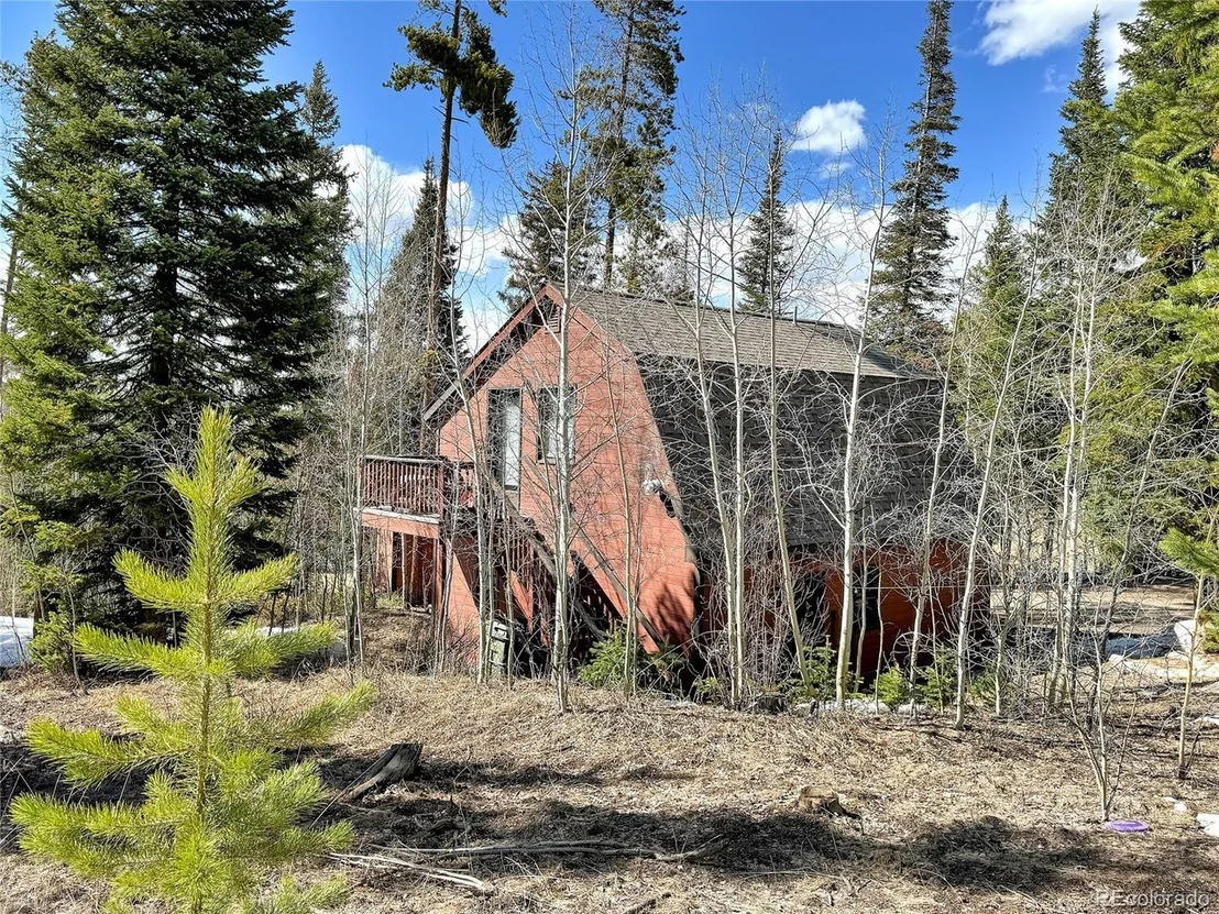 Photo of 230 Balsh Blvd