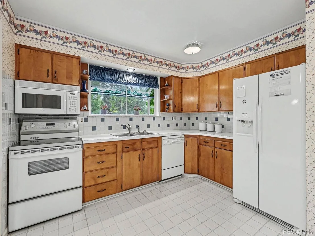 Photo of 2310 Kenwood Dr
