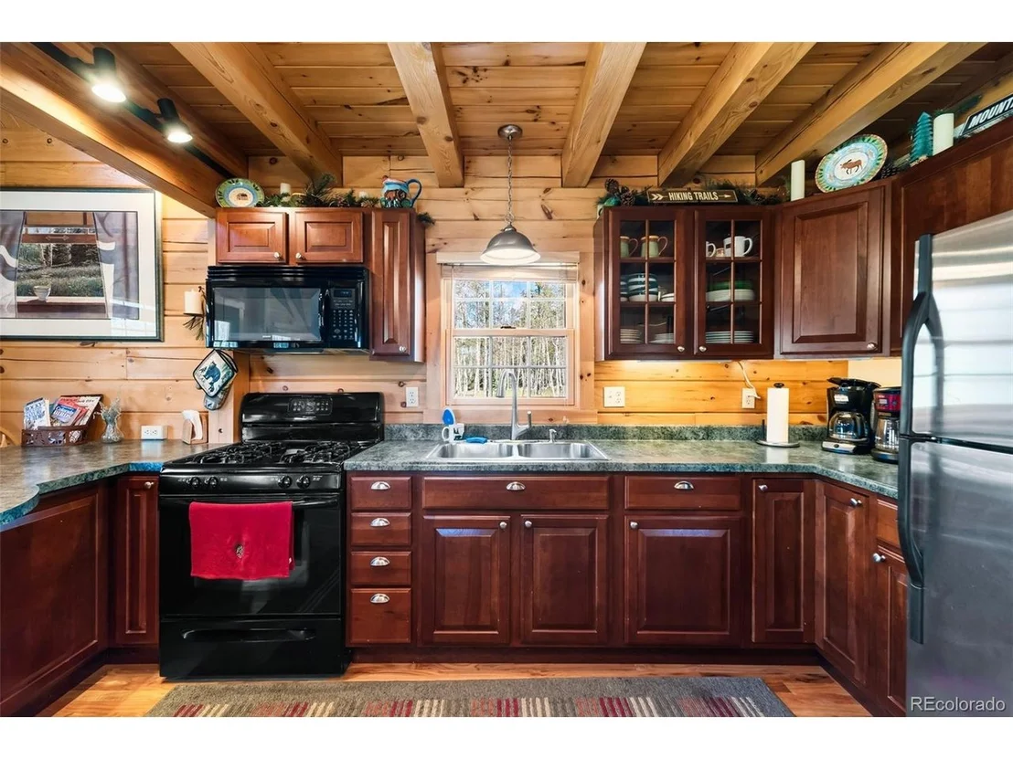 Photo of 485 Longbow Dr