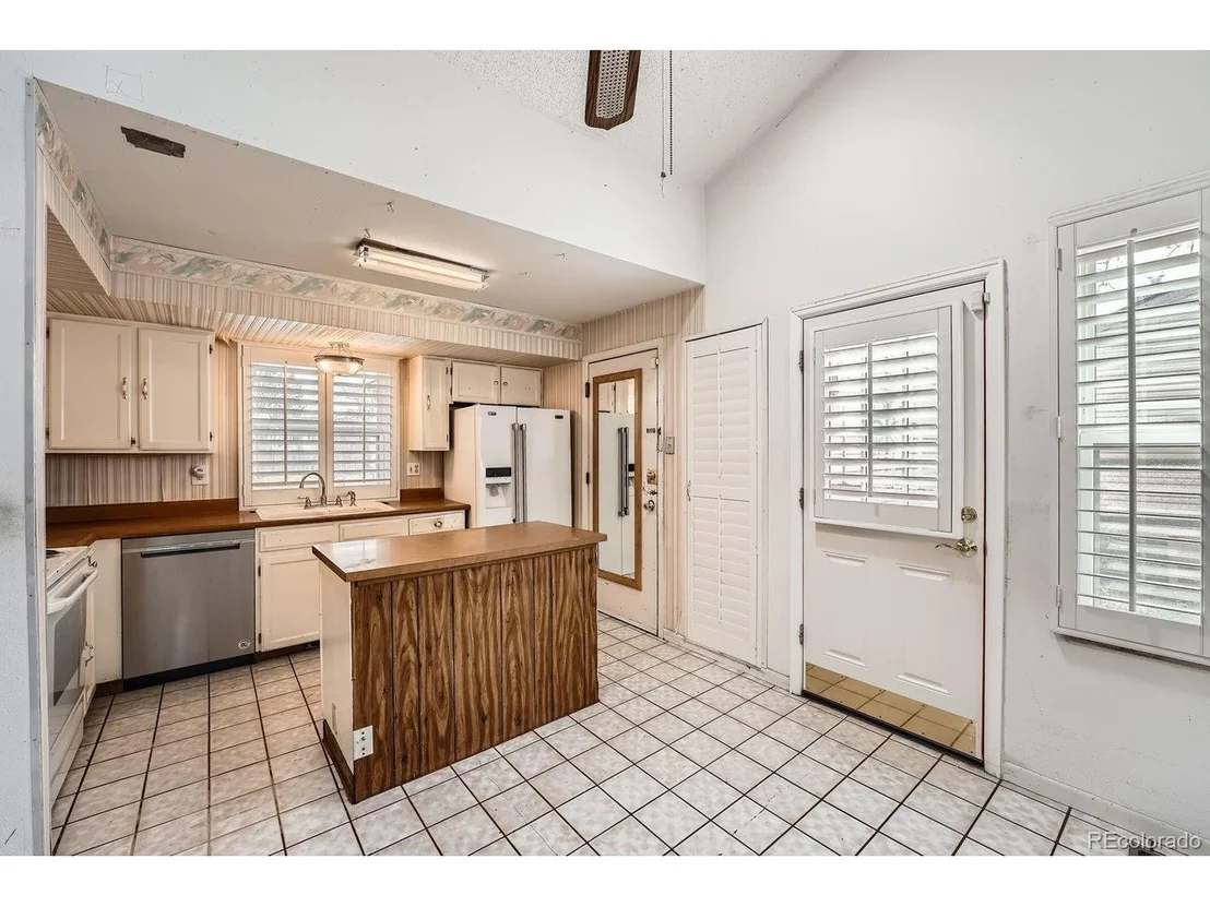 Photo of 17332 E Prentice Cir
