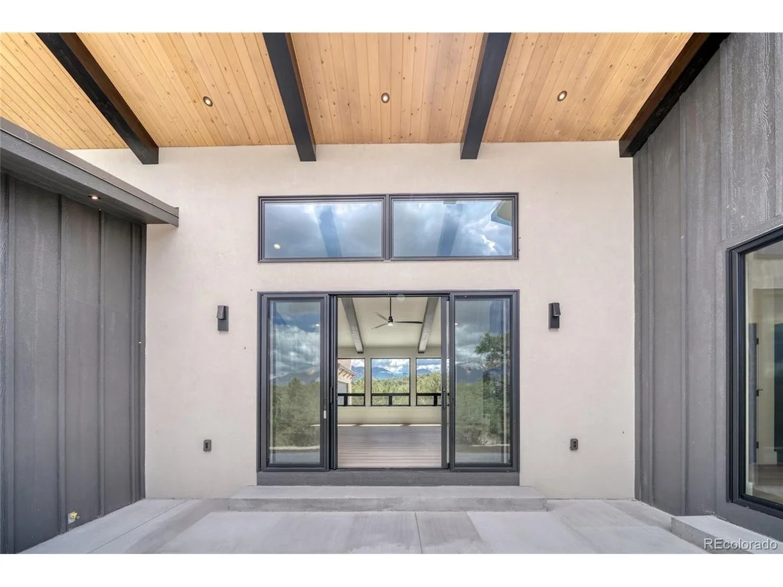 Photo of 10339 Outpost Ln