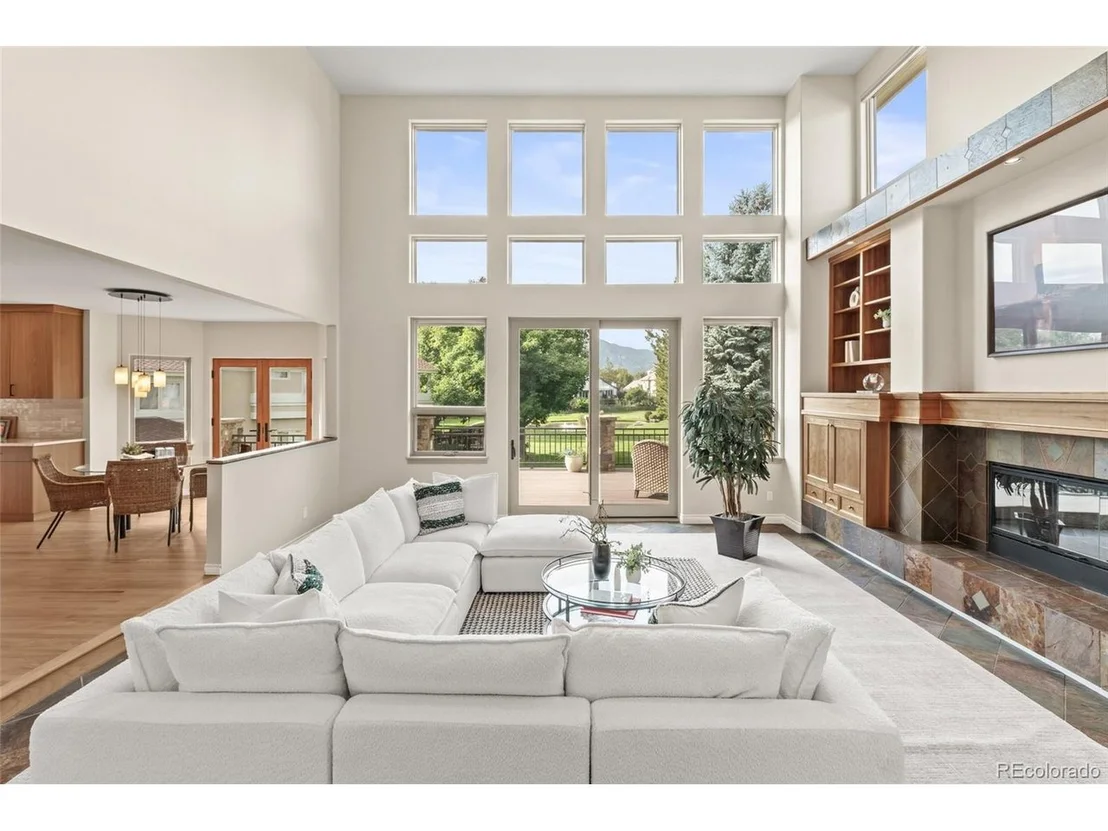 Photo of 2512 Premier Pl