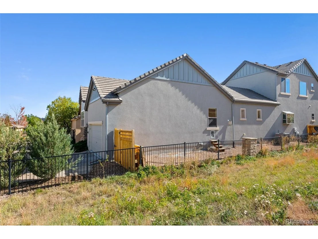 Photo of 10323 Bluffmont Dr