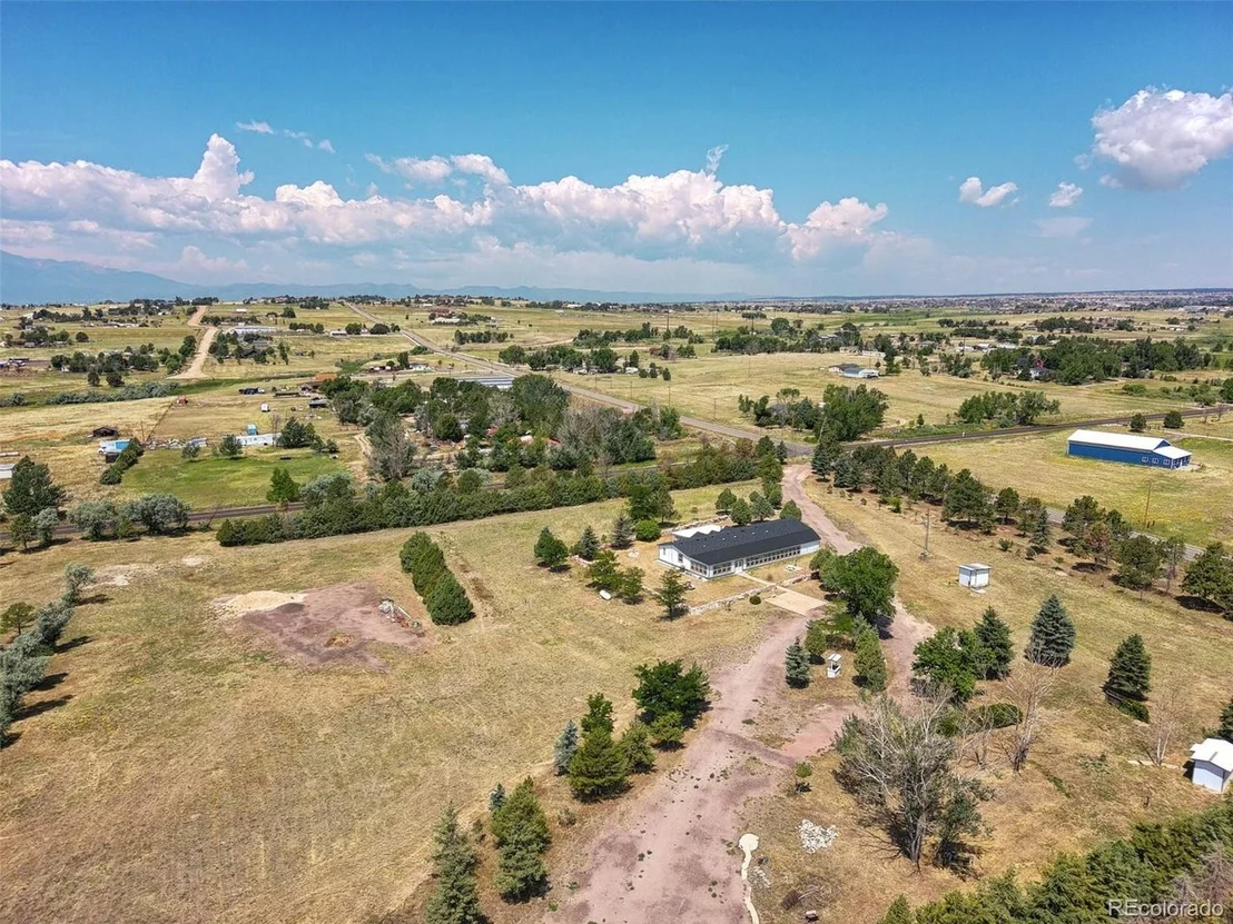 Photo of 12825 Garrett Rd