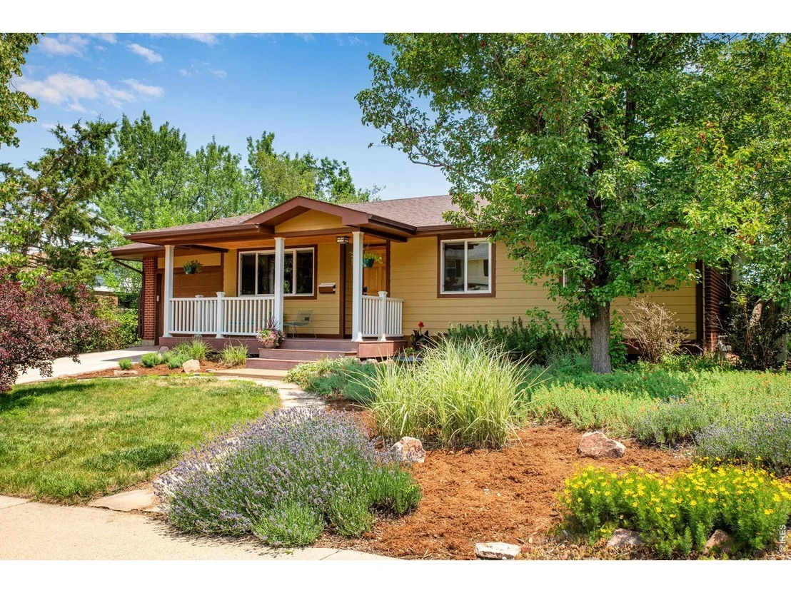 Photo of 1010 Hartford Dr