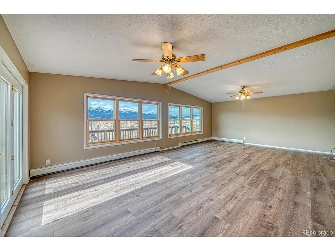 Photo of 7460 County Road 156w