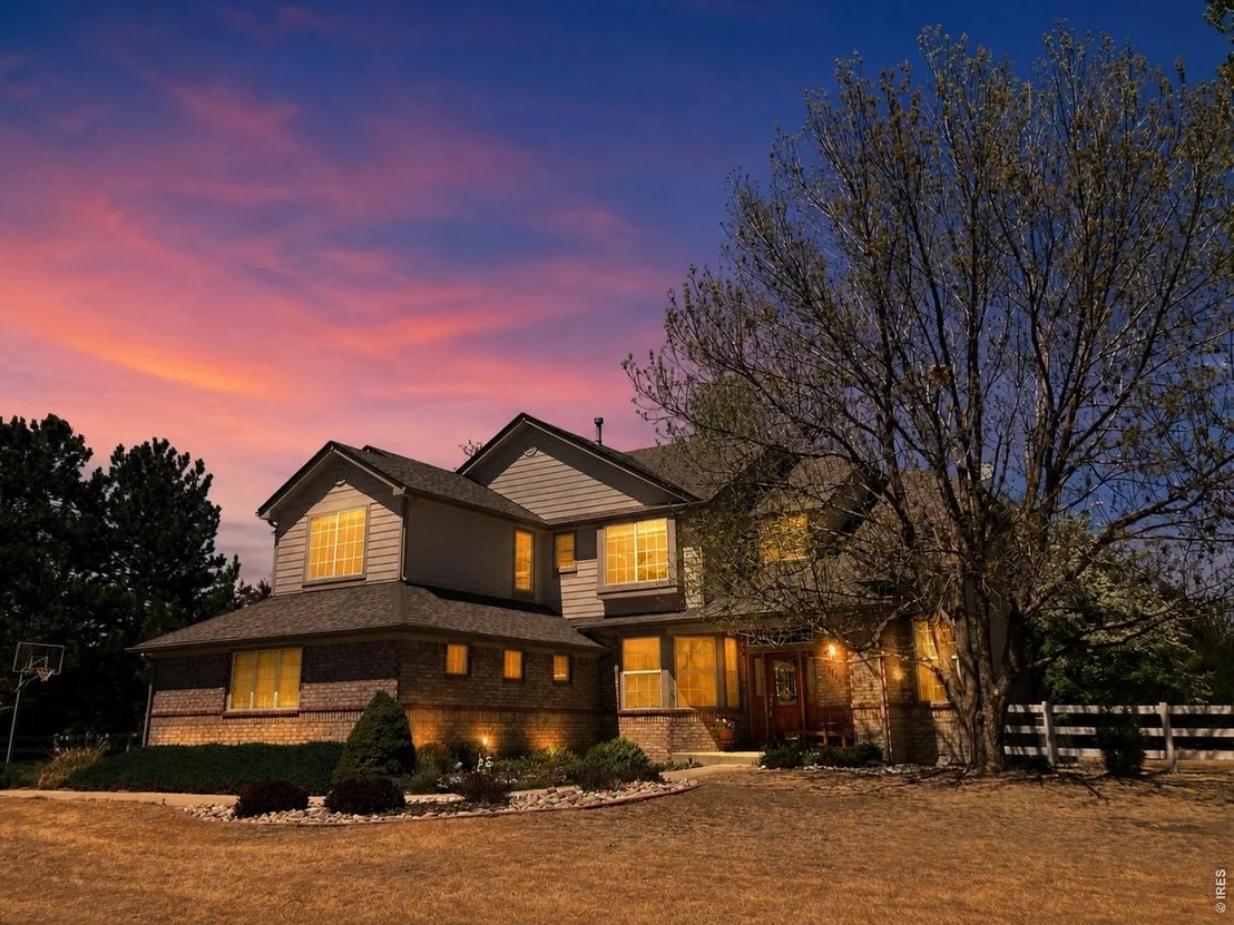 Photo of 1044 Willow Creek Cir