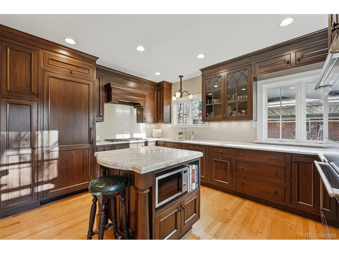 Photo of 1645 Locust St