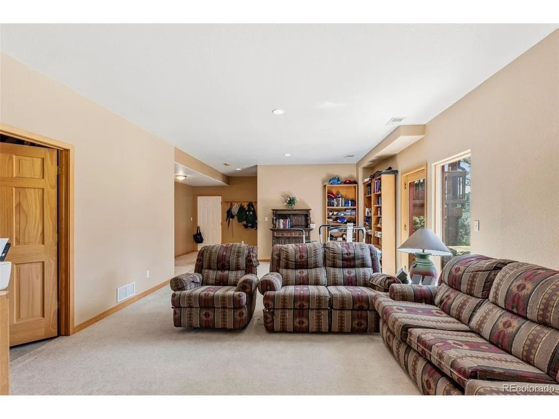Photo of 1649 Elk Valley Dr