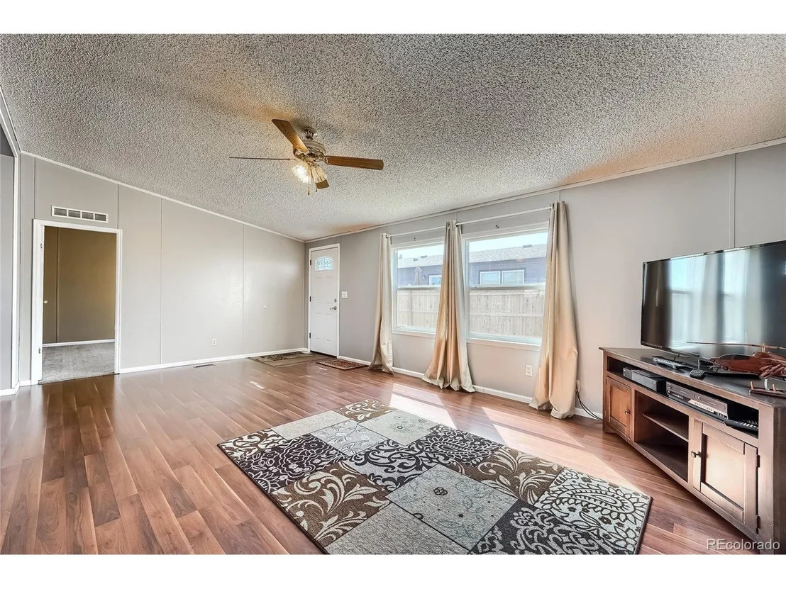 Photo of 215 Elm St