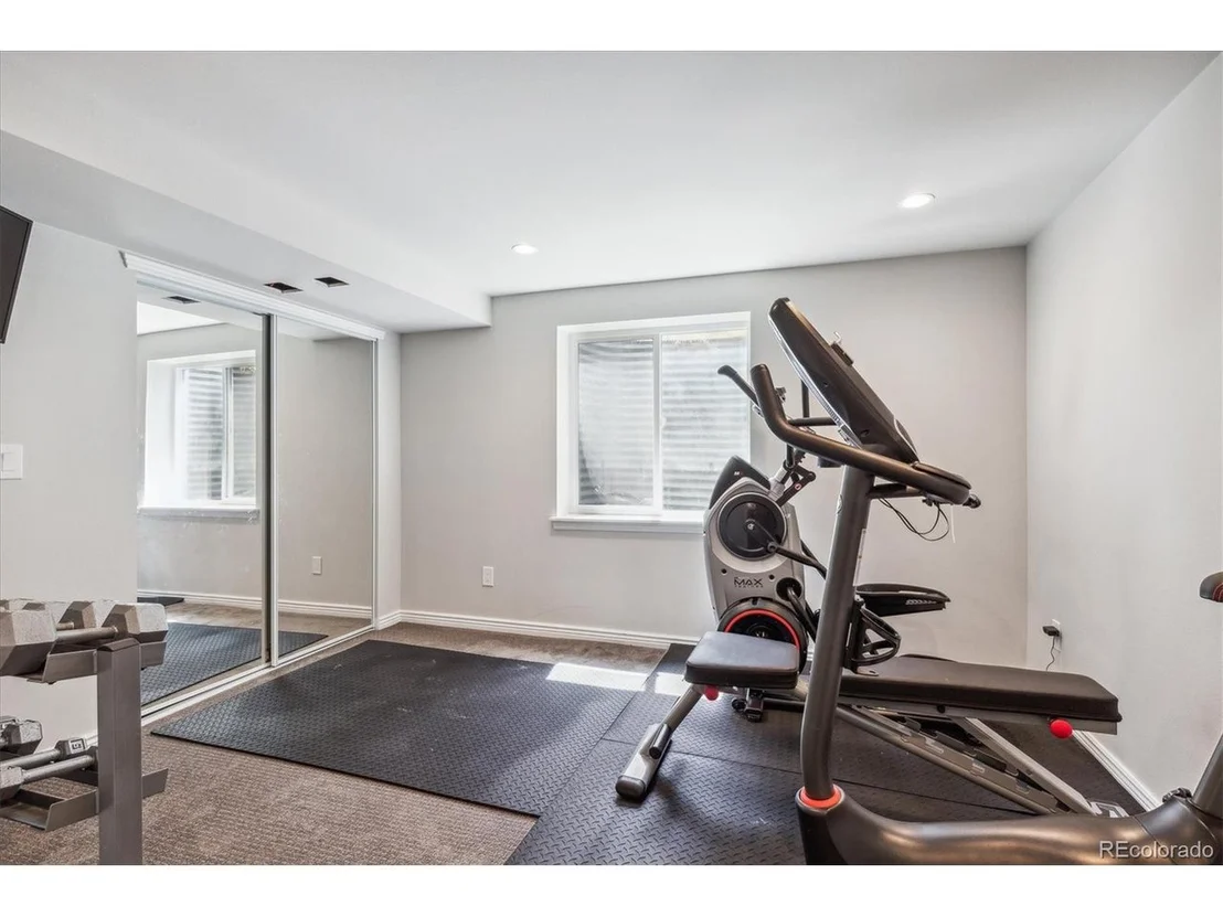 Photo of 7423 Berkeley Cir