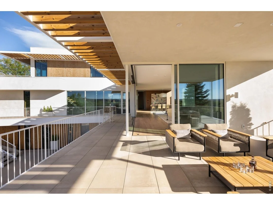 Photo of 1750 Sunset Blvd