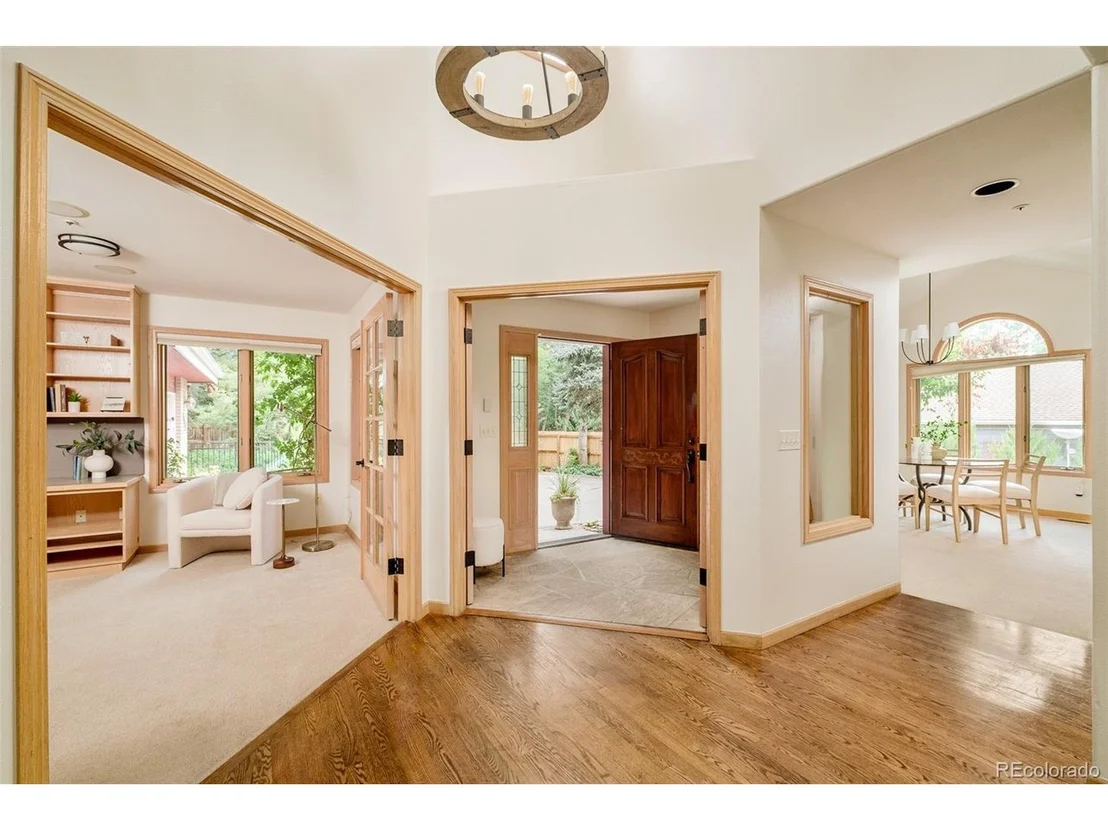 Photo of 1127 Juniper Ave