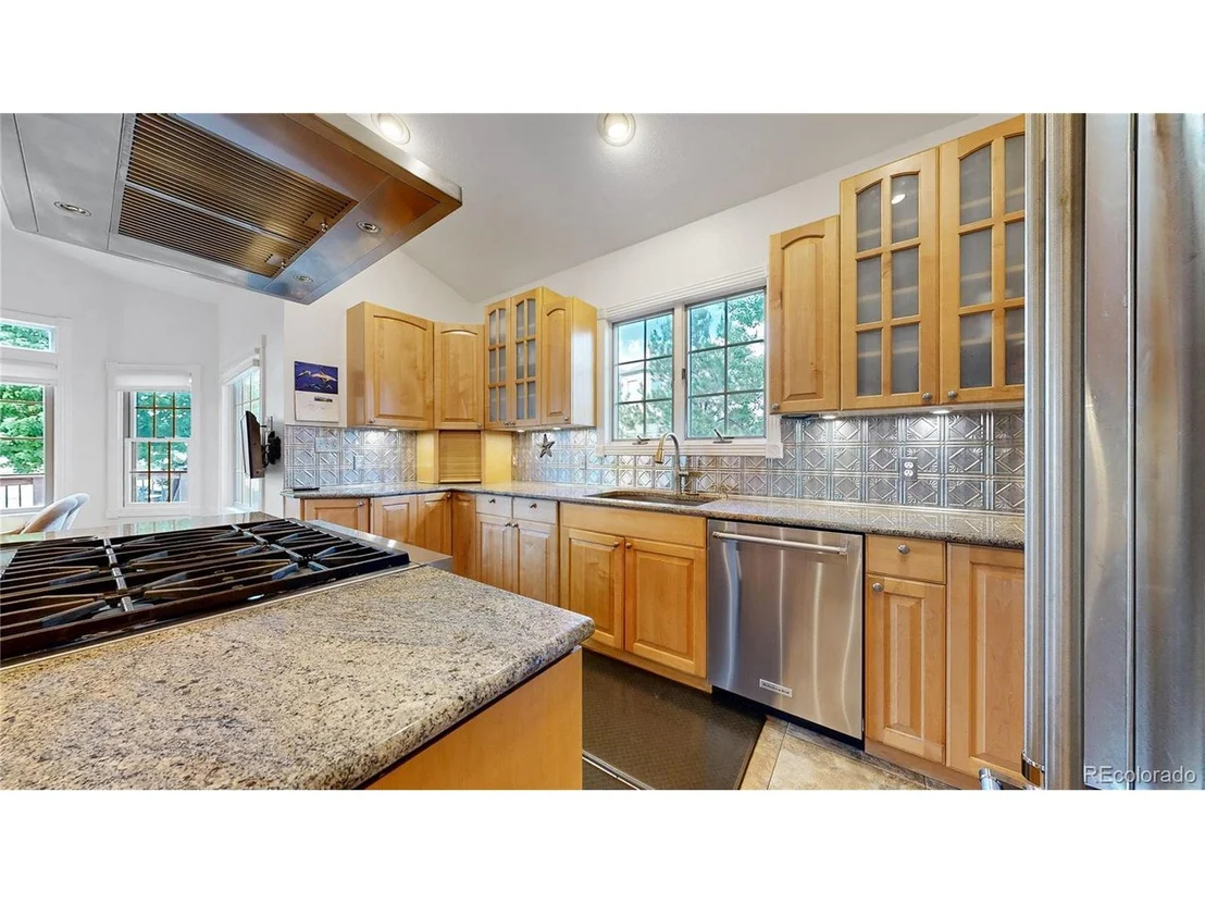 Photo of 7655 Crestview Dr