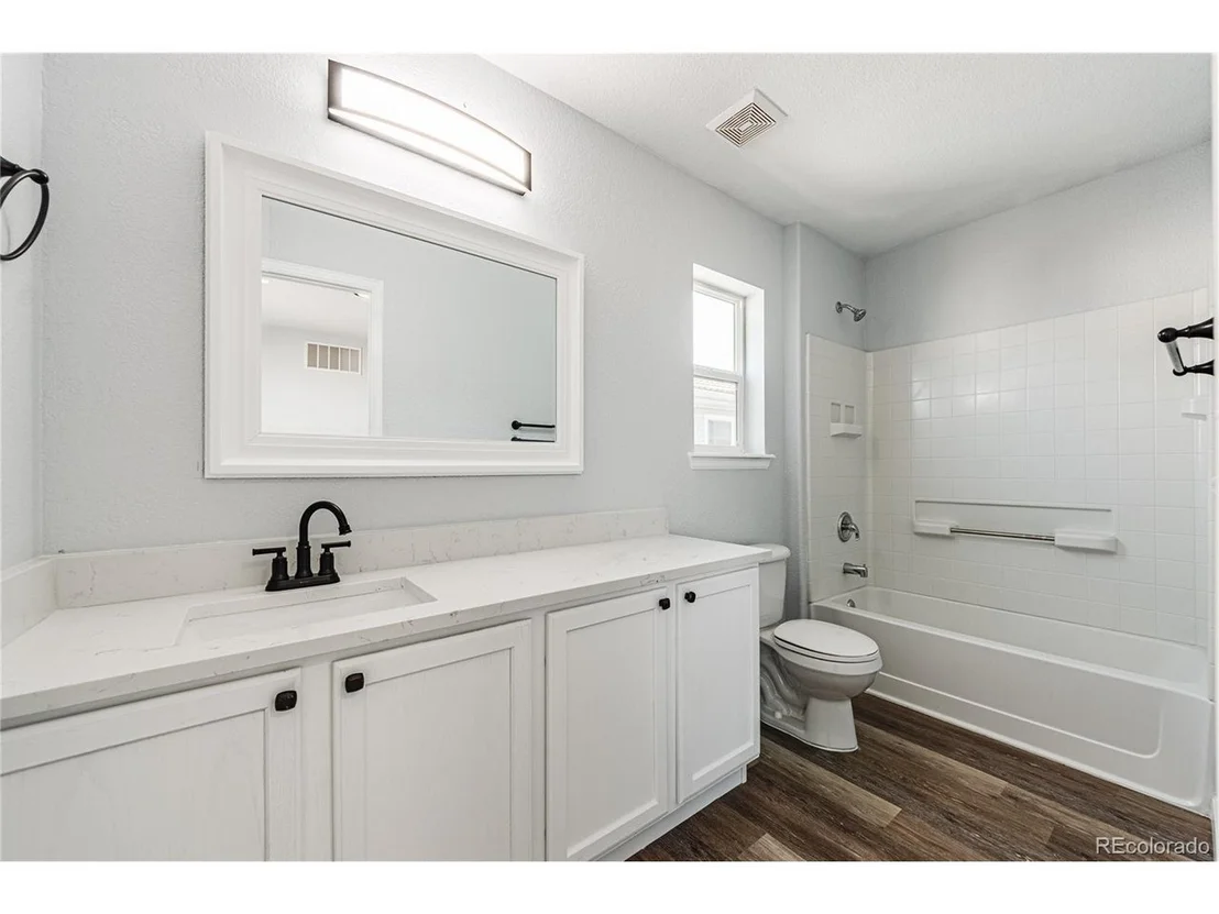 Photo of Unit 16 at 20000 Mitchell Pl