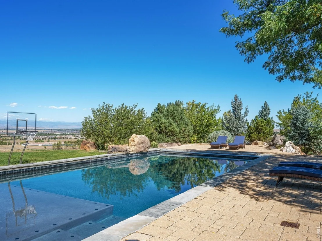 Photo of 15478 Mountain View Cir
