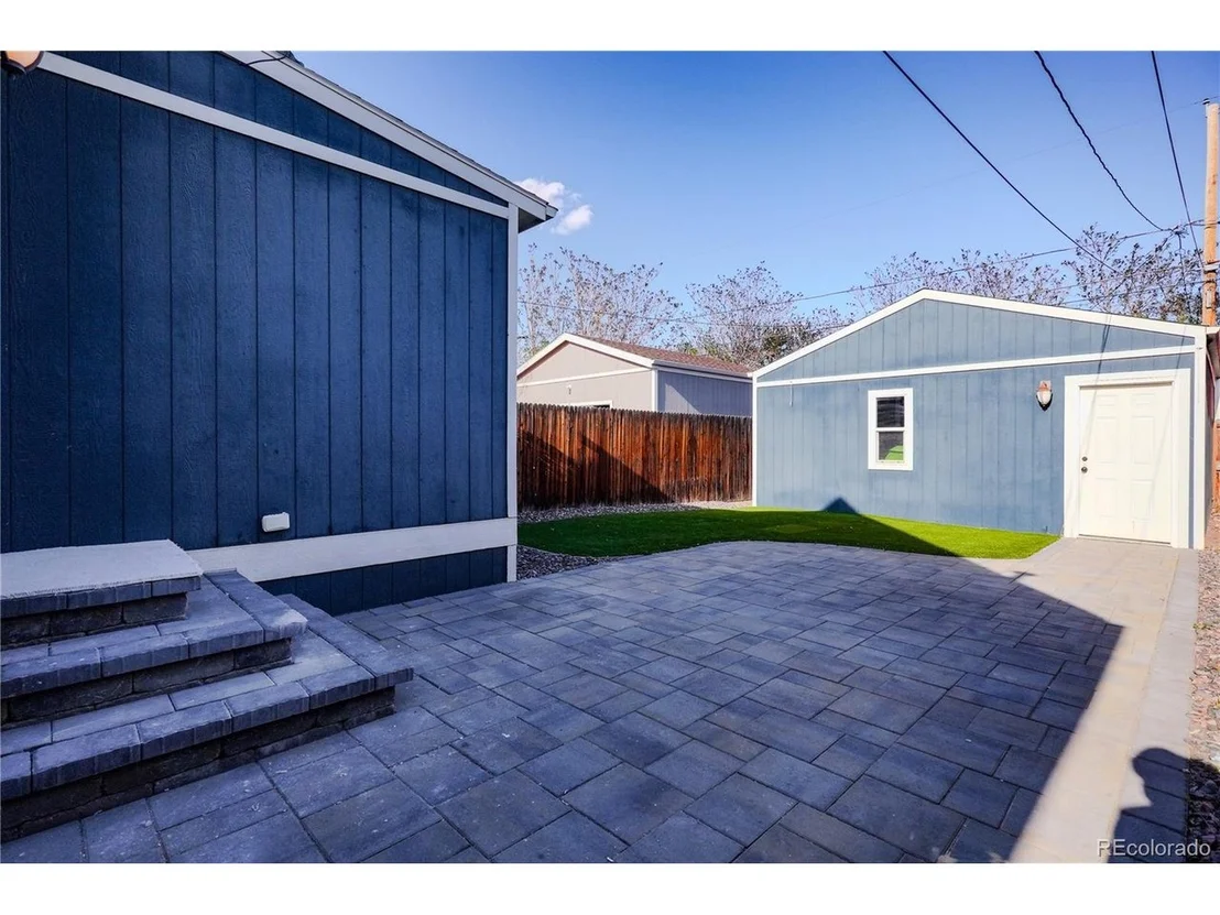 Photo of 360 Inca St