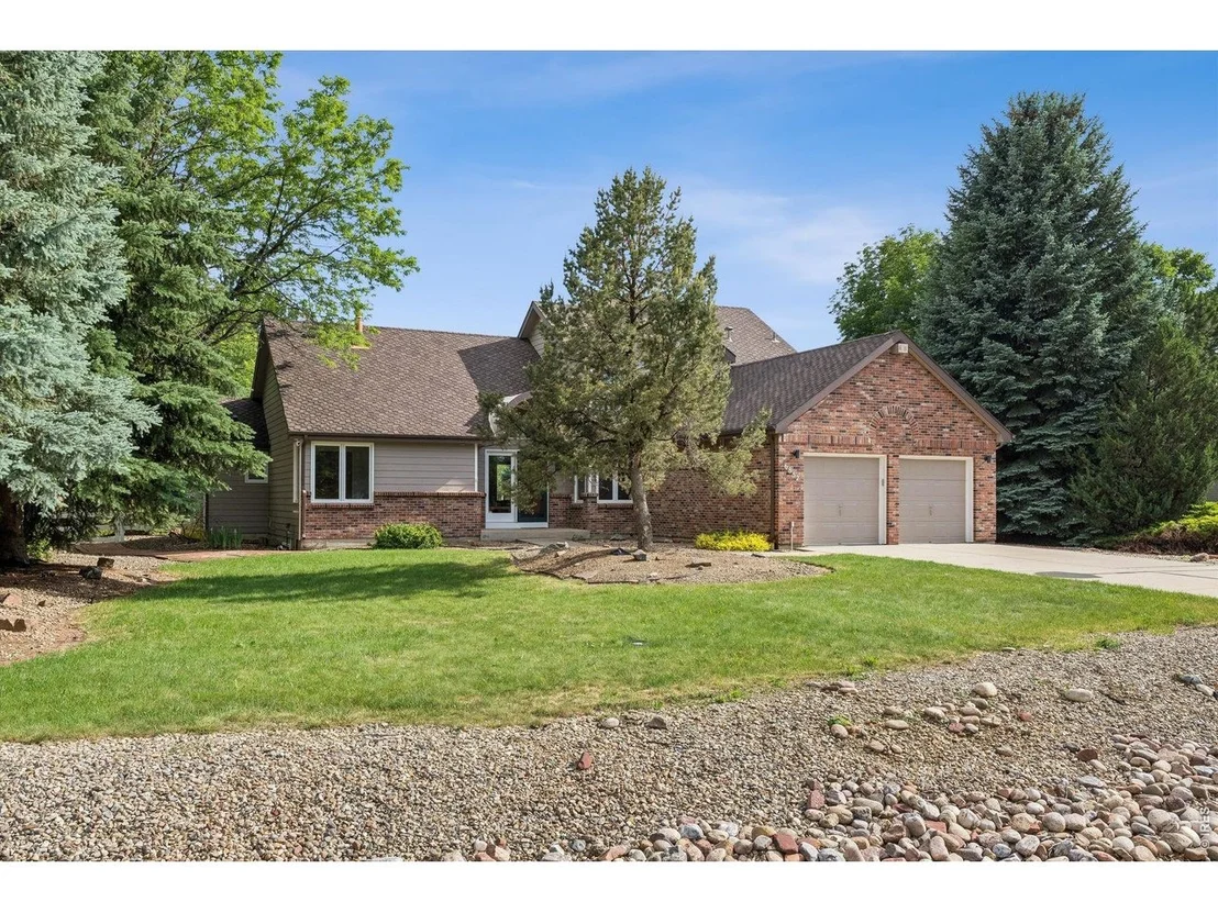 Photo of 6852 Peppertree Dr