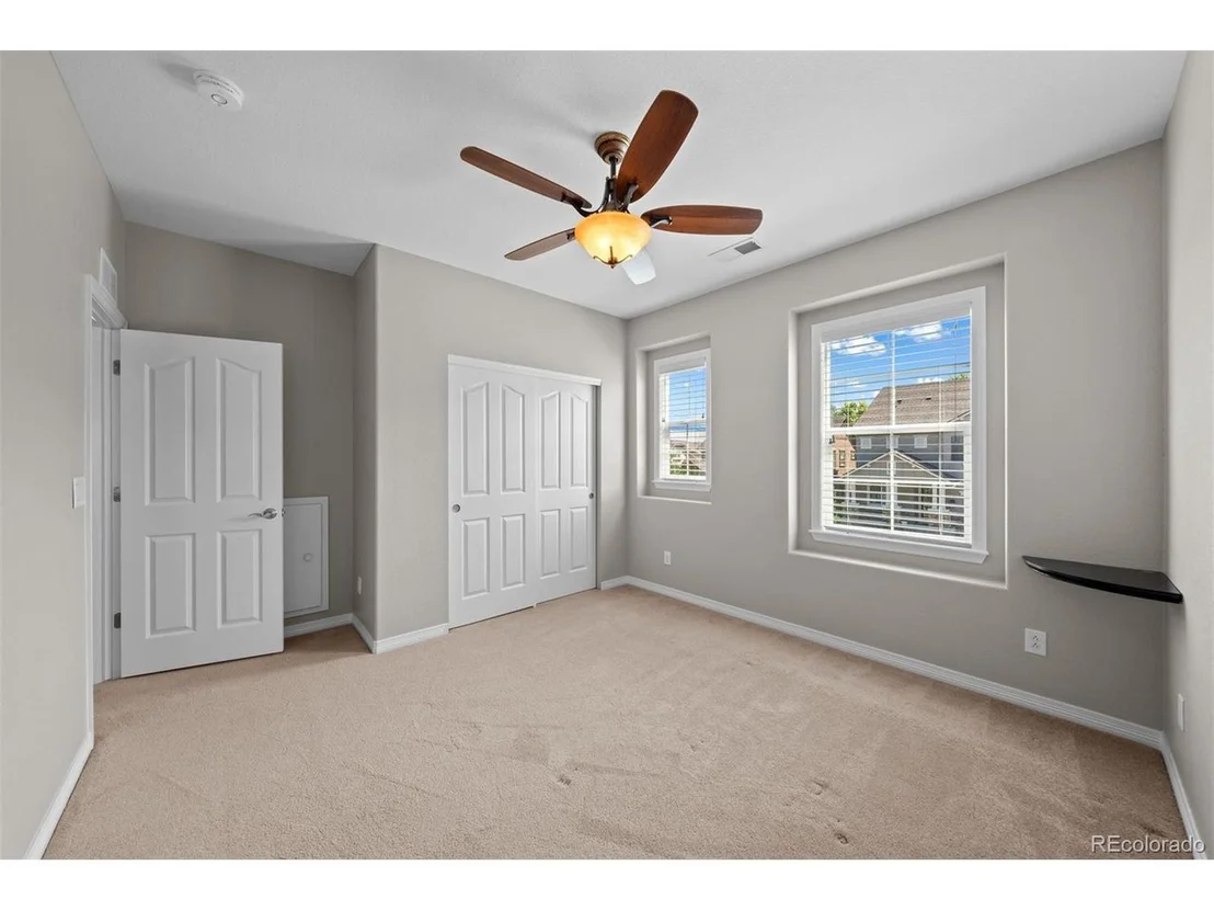Photo of 10876 Valleybrook Cir