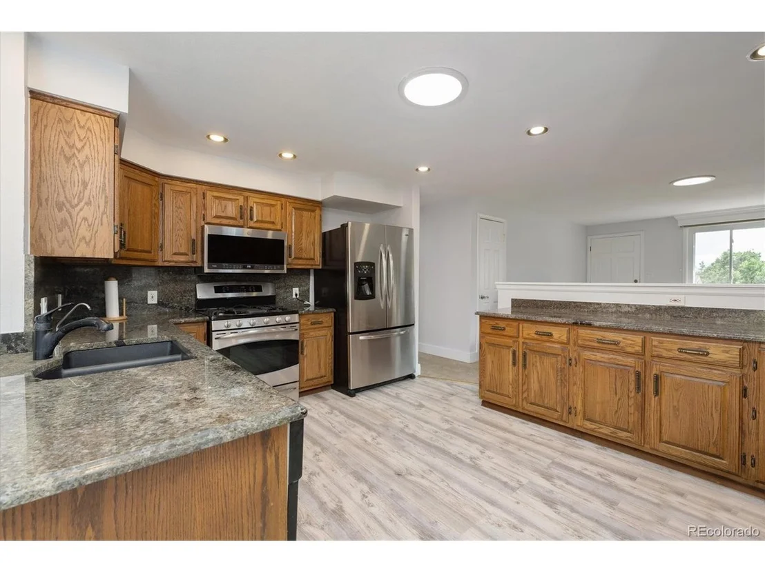 Photo of 6973 W 71st Pl