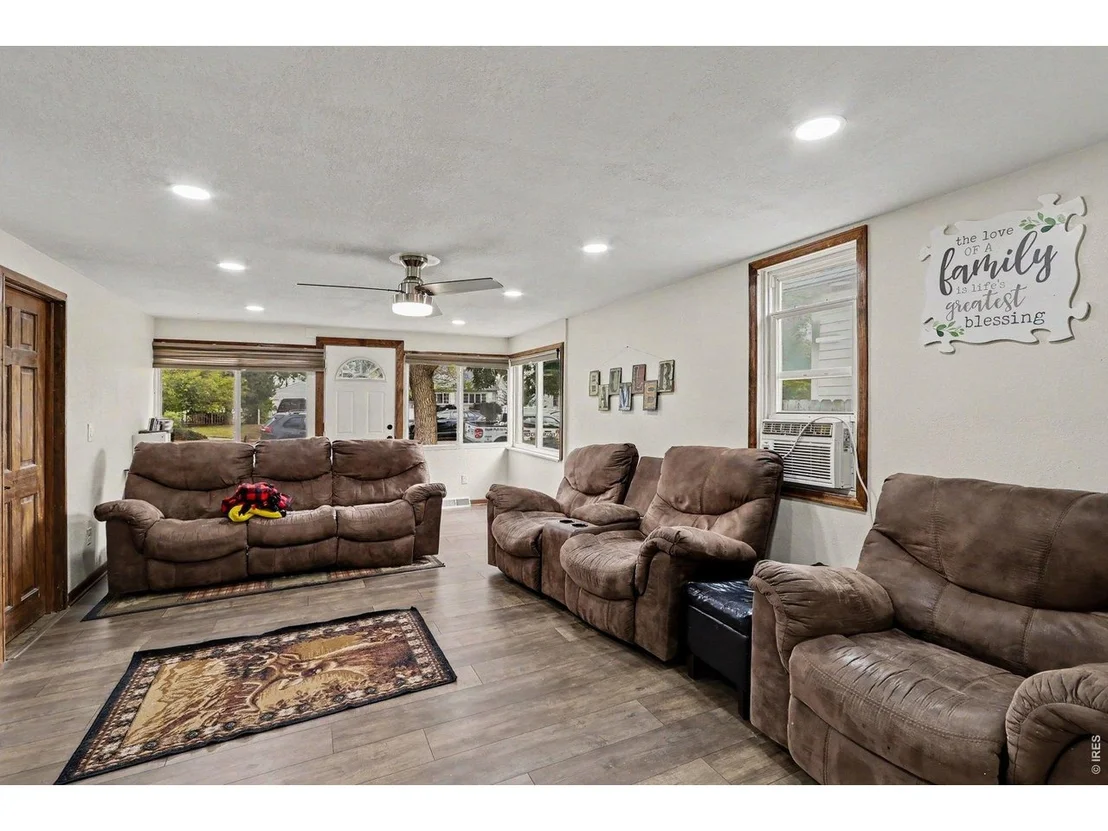 Photo of 315 1st Ave