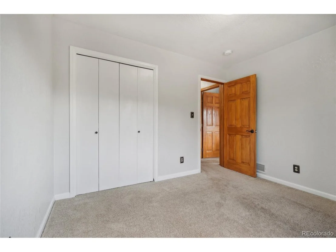Photo of 644 Munson Ct