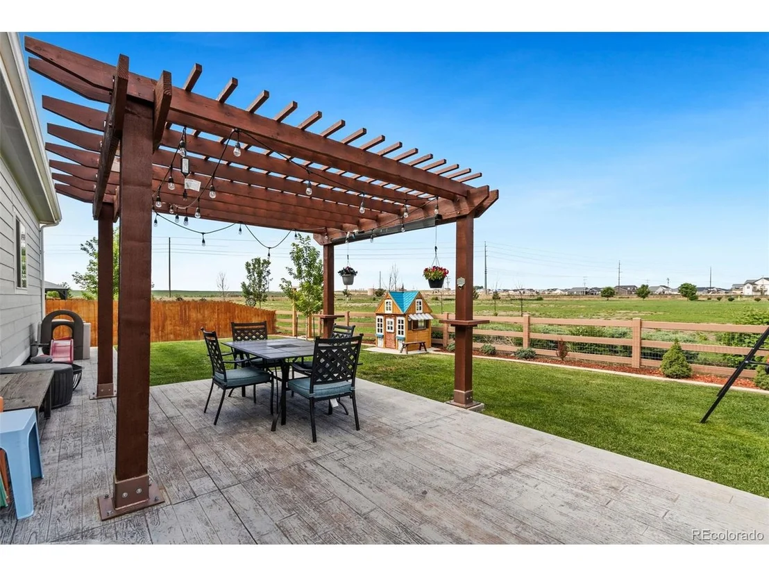 Photo of 1204 Sunrise Cir