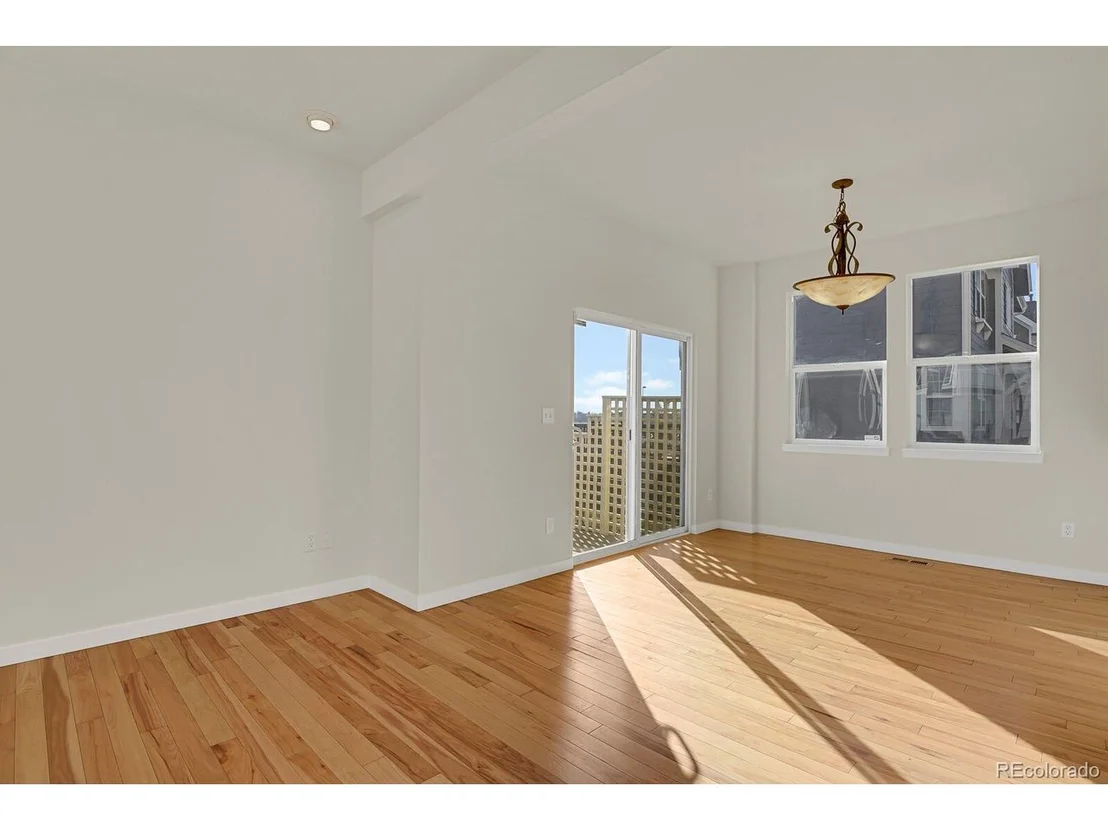 Photo of 3860 Red Deer Trl