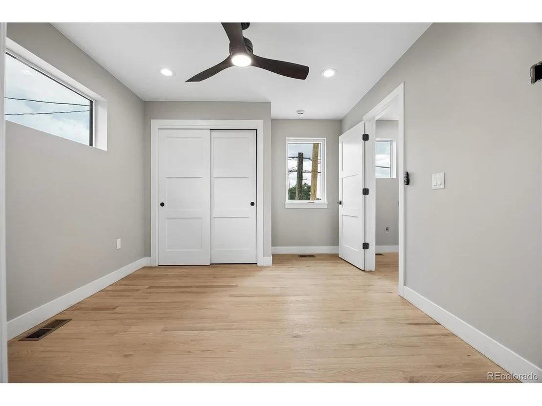 Photo of 3831 W 3rd Ave
