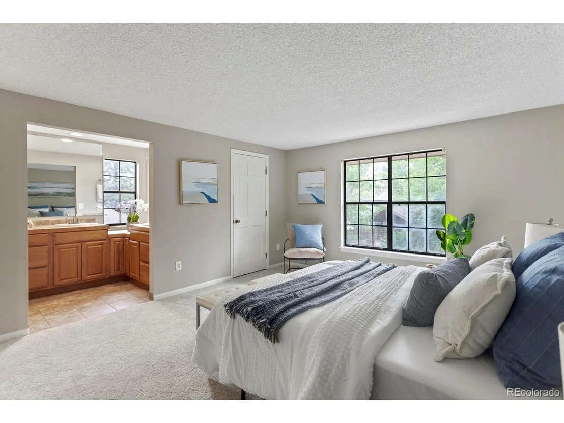 Photo of 8160 Flower Cir