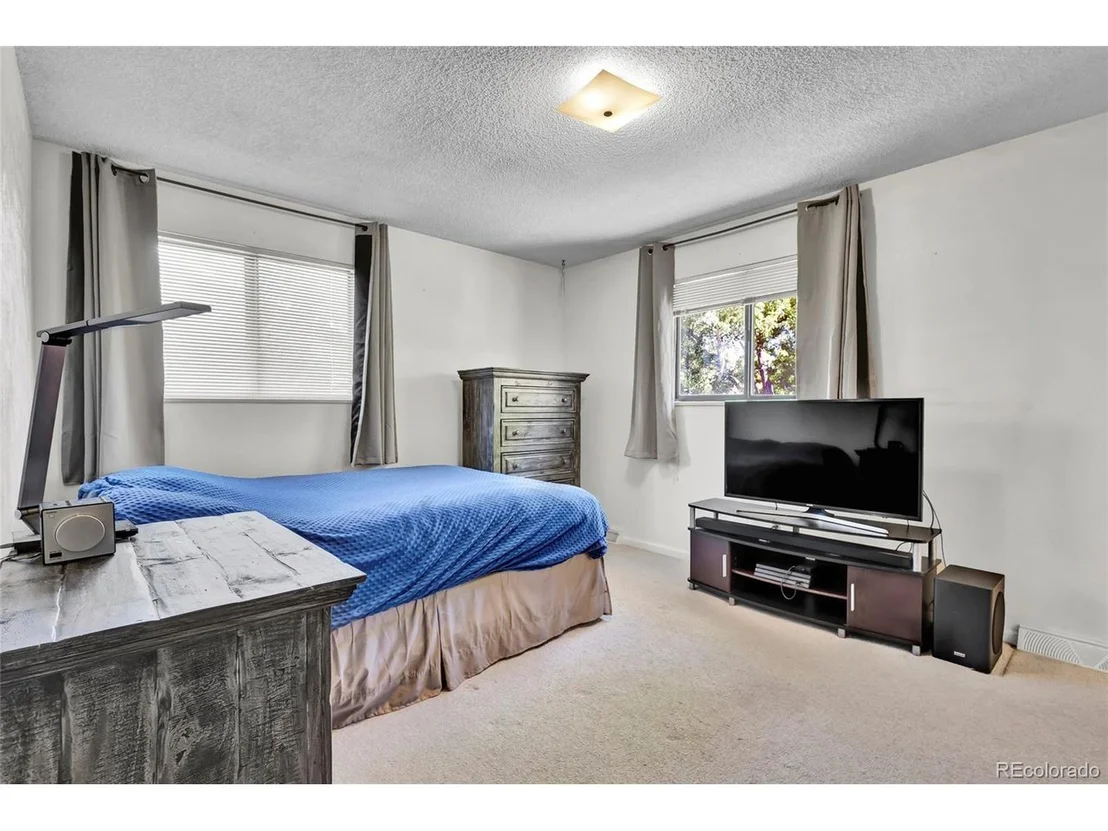 Photo of 844 Mercury Cir