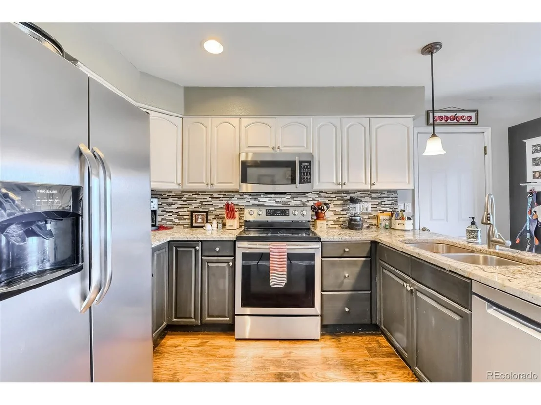 Photo of 12273 W Stanford Dr