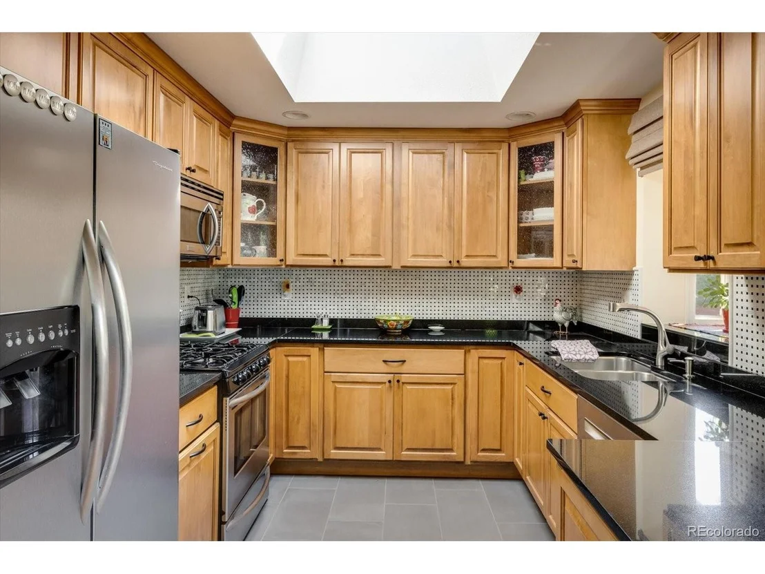 Photo of 115 Manhattan Dr