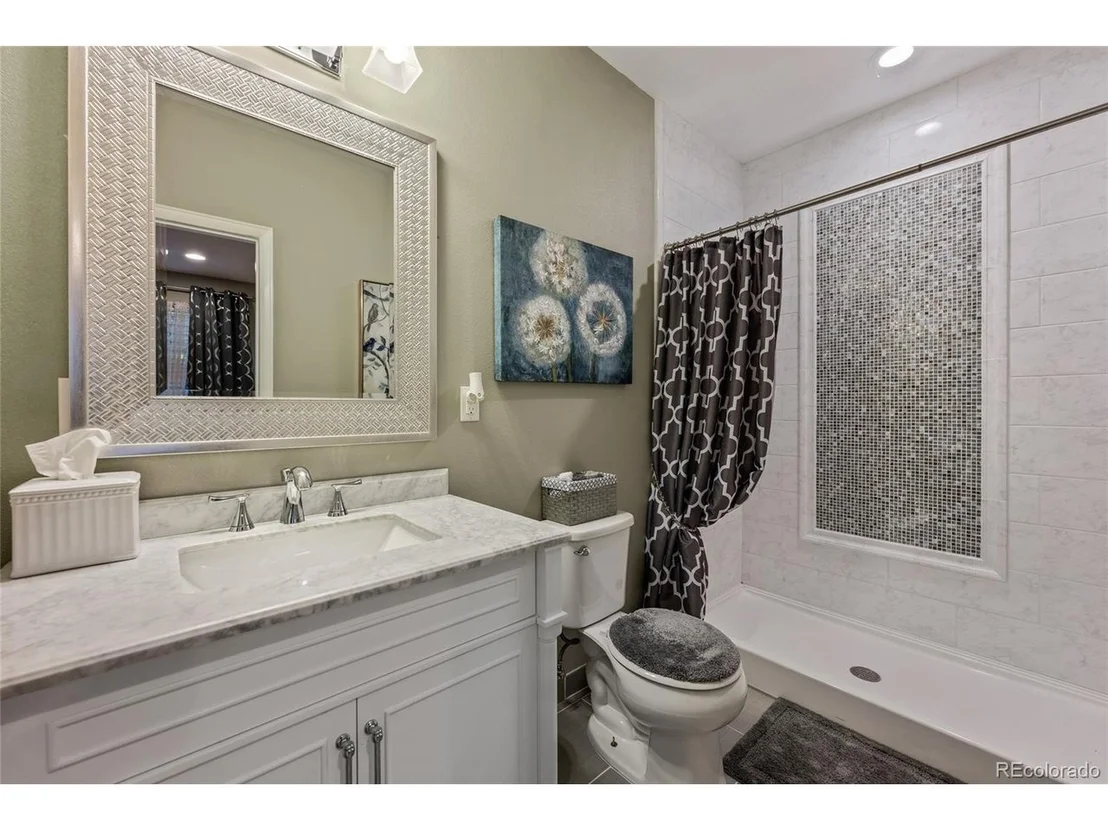 Photo of 20140 E Fair Ln