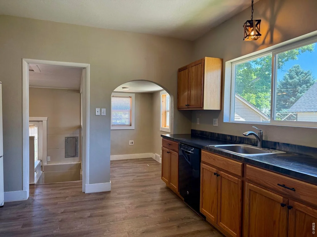 Photo of 112 Elm St