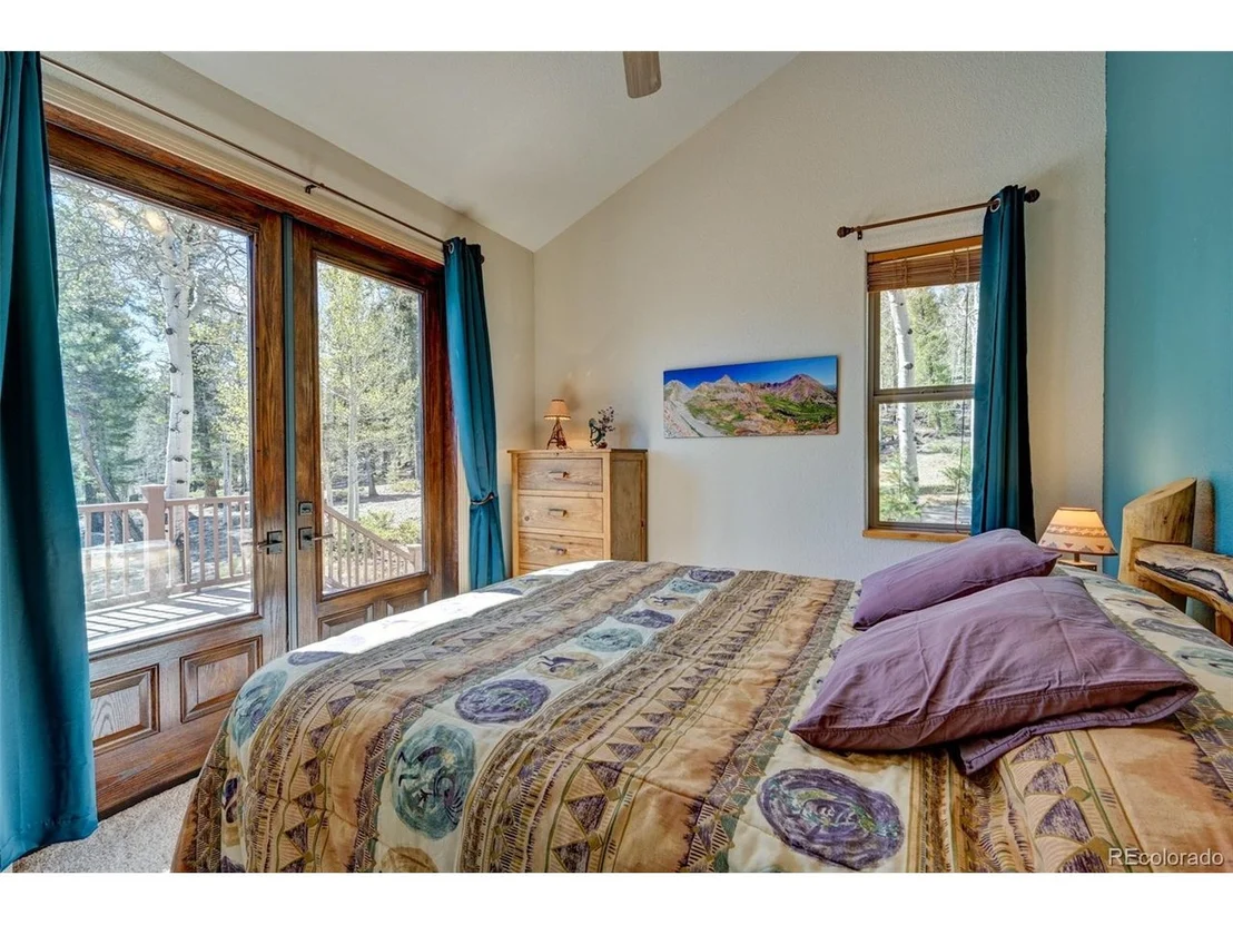Photo of 1136 Bellows Rd