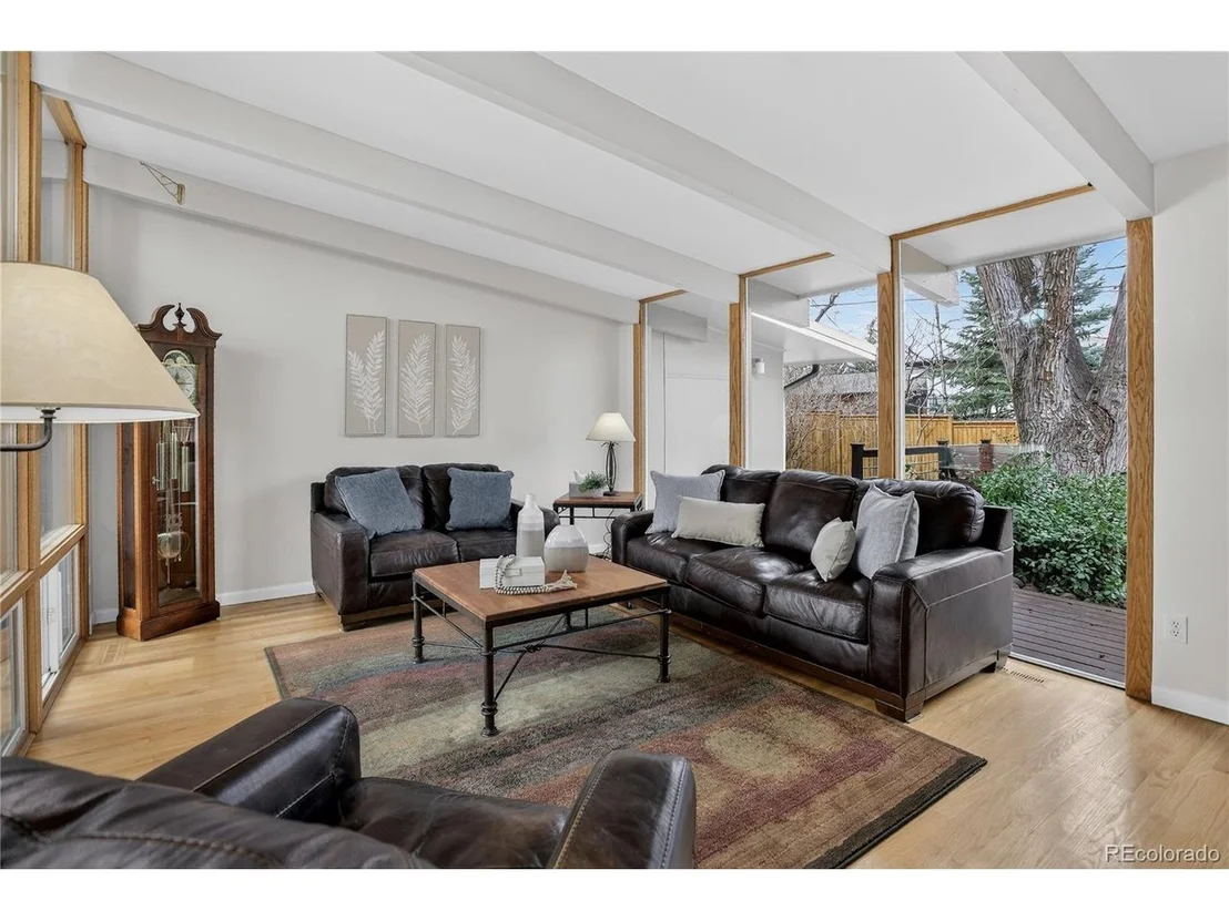 Photo of 2795 Vassar Dr